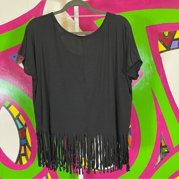 Plus, Free Spirit, Dolman Style Shirt with Fringe and Glitzy. Size 1X. New cond! - Picture 5 of 5